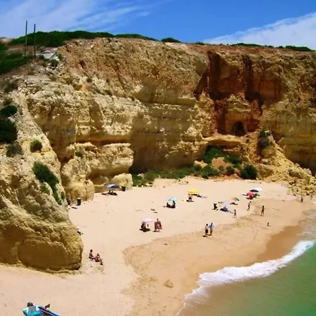 With 3 Bedrooms In Albufeira, With Wonderful View And B Apartment